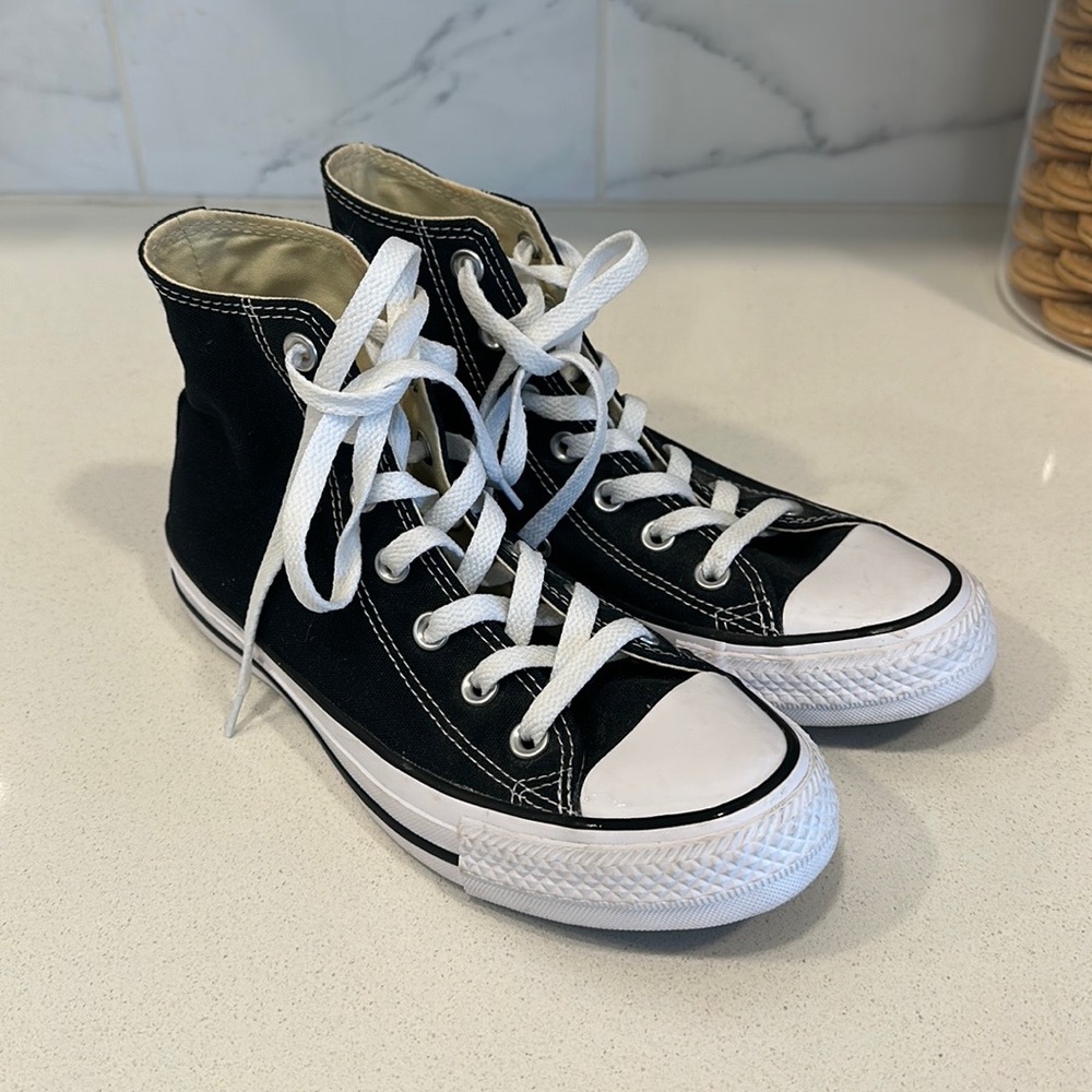 Black Hightop Converse